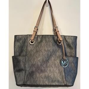 Michael Kors MK Saffiano Leather Large Silver Jet Set Tote